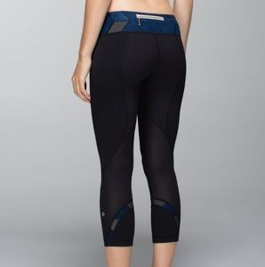 Lululemon Inspire Crop II Sashiko